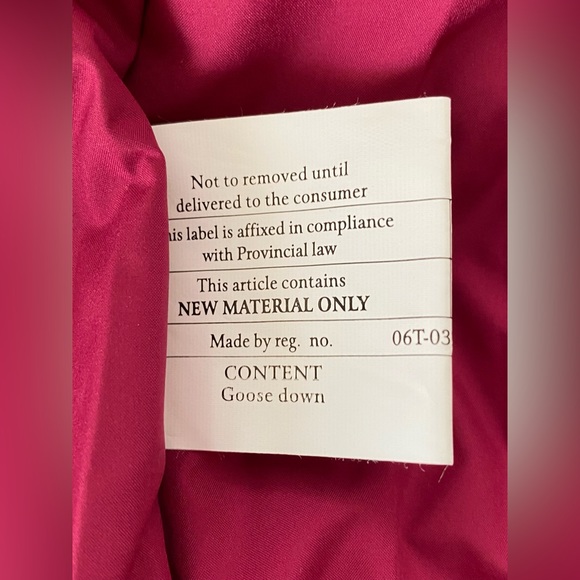 Patagonia Aliso Down Jacket Bomber Style Womens XS Magenta color w/ Hood - Picture 12 of 14